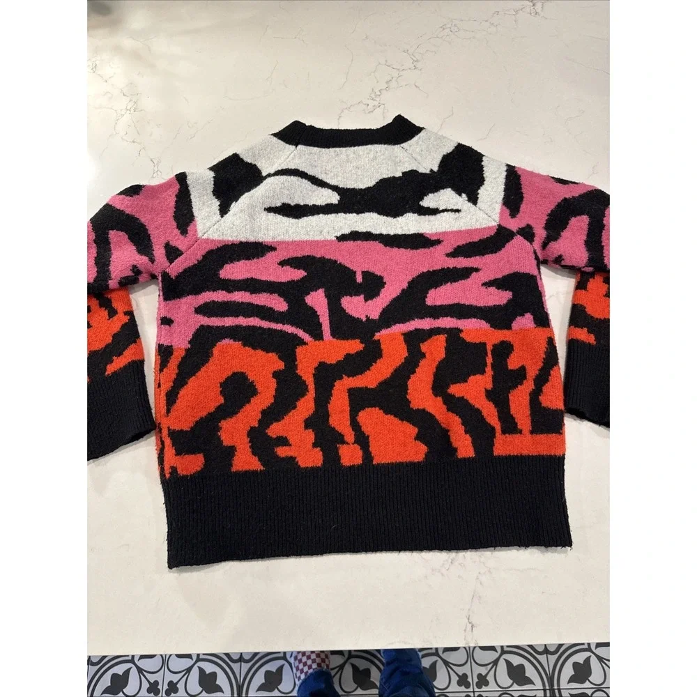 THML Womens Tiger print‎ sweater Women's size M
